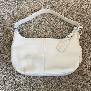 Ecco Small White Leather Karlstadt Purse
